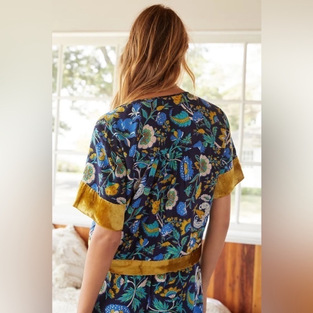 Anthropologie Blue Floral Clara Gold Velvet-Trimmed Pajama Lounge Top Small - Picture 5 of 16